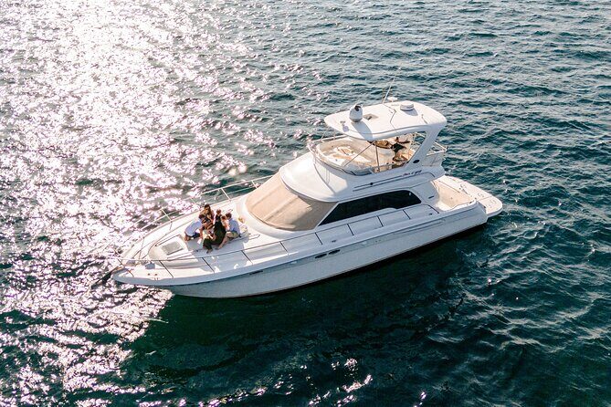 Cabo San Lucas Private Yacht with Open Bar & Snorkel - Analyzing the Cost and Value