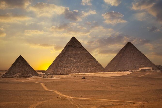 Cairo Day Tour to Memphis Sakkara & Dahshur Pyramids - FAQs