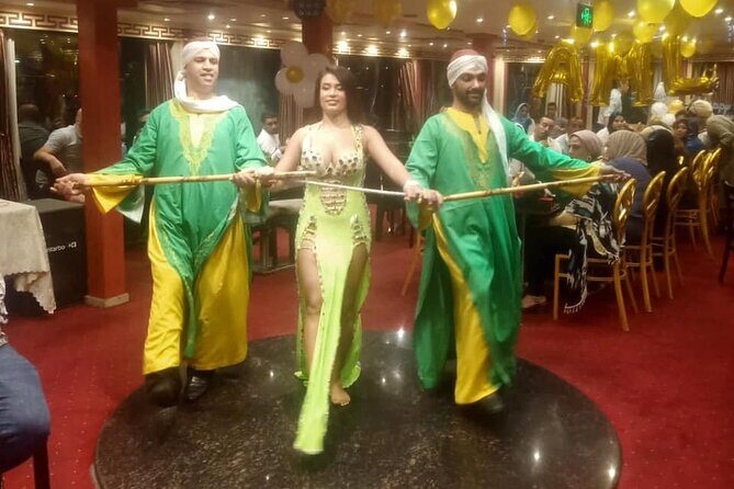 Cairo Dinner Cruise in Nile River With Belly Dancer & Tanora show - FAQs