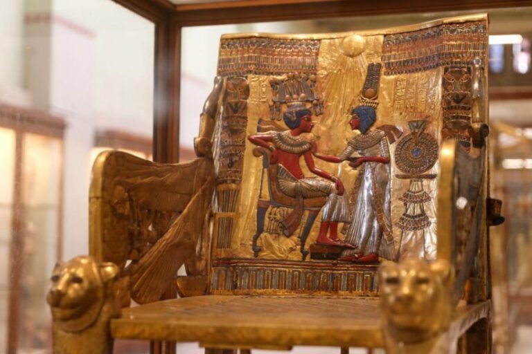 Cairo: Female-Guided Pyramids, Bazaar, and Museum Tour - What Travelers Say
