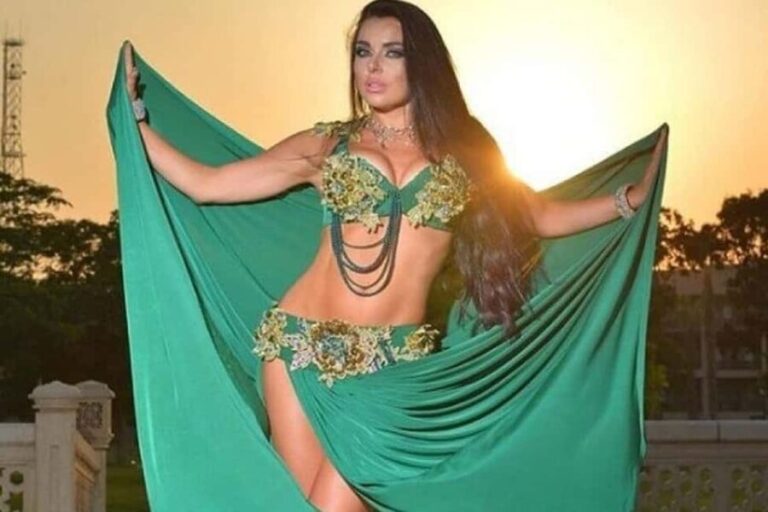 Cairo: Nile Dinner Cruise with Belly Dancer Show and Music - The Value and Is It Worth It?