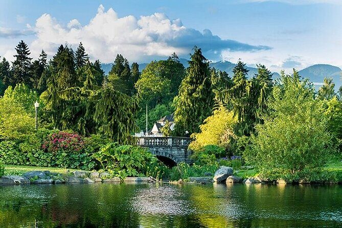 Canada Place, Queen Elizabeth 1-day City Tour in Vancouver - What the Reviews Reveal