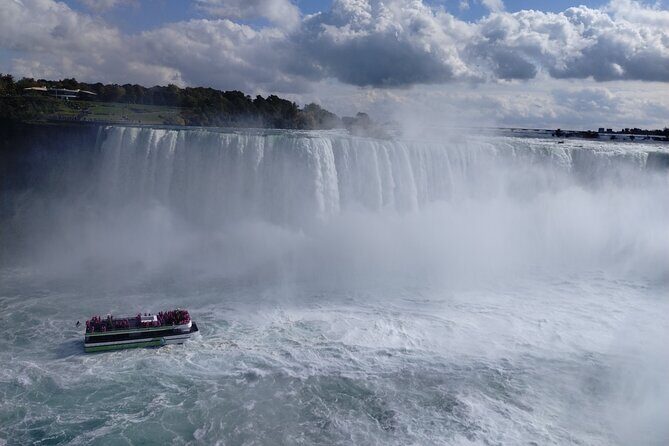 Canada/USA Incredible Wonder Tour of both sides of Niagara Falls - Final thoughts: Is this tour a good fit for you?