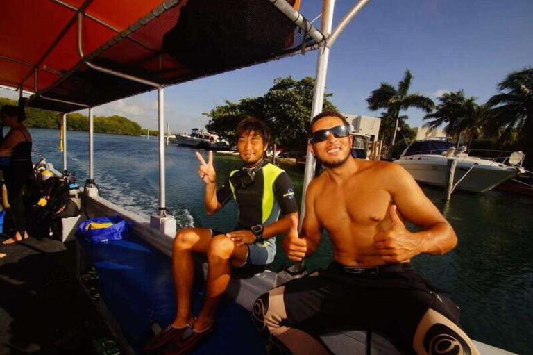 CANCUN: 2T REEF DIVES FOR CERTIFIED DIVERS - Equipment and Amenities