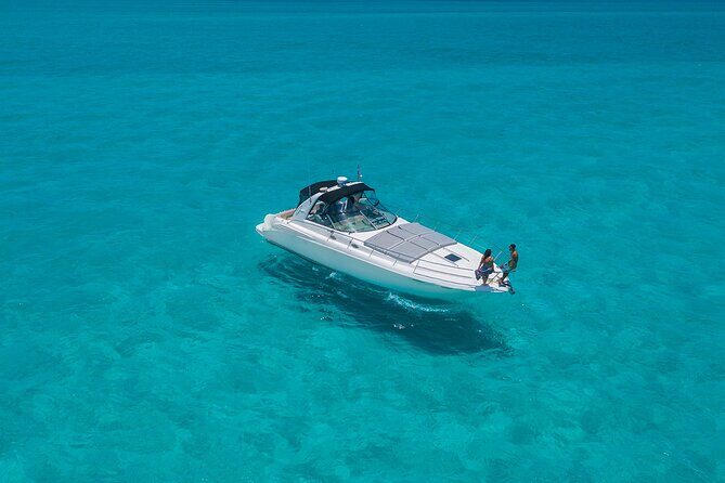 Cancun 4 hour Private Yacht Experience with Lunch and Open Bar Onboard - FAQ