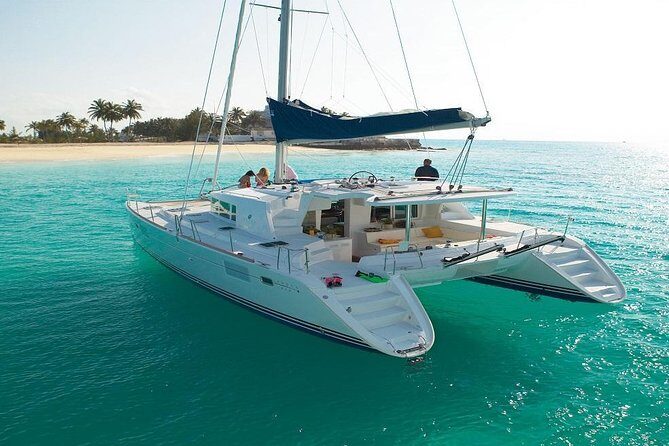 Cancun All Inclusive Catamaran Tour to Isla Mujeres - A Floating Party: The Catamaran Cruise