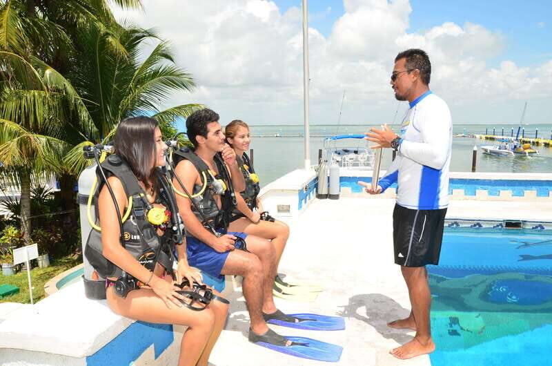 Cancun: Aquaworld Scuba Diving School - Who Should Consider This Tour?