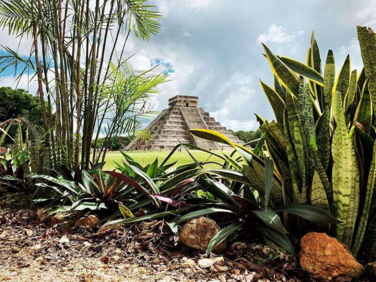 Cancun: Chichen Itza, Cenote, and Traditional Lunch Tour - The Journey Begins: From Cancun to Chichen Itza