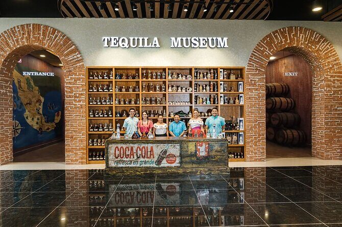 Cancun City Tour + El Meco Ruins Round Transportation - What Makes This Tour Stand Out?