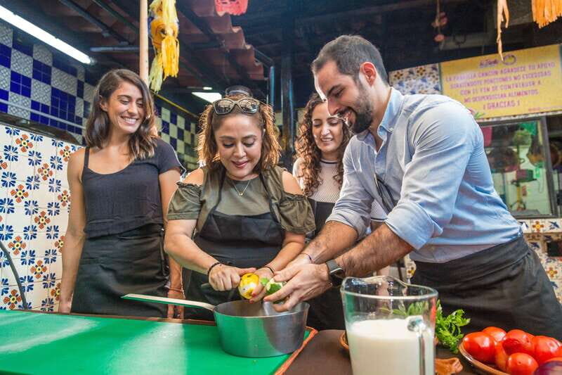 Cancun: Cooking Class and Optional Local Market Tour