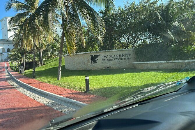 Cancun Int.Airport to JW Marriott 1-3 passengers ROUNDTRIP - Value and Cost Analysis