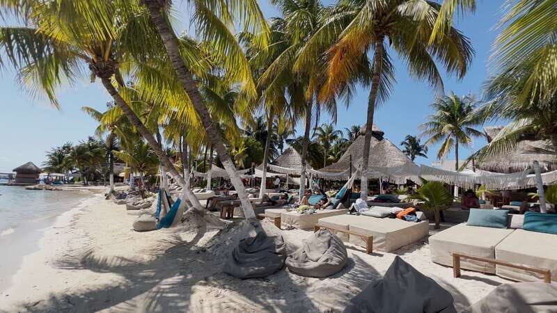 Cancun: Isla Mujeres Catamaran Cruise with Lunch & Open Bar - The Experience in Context