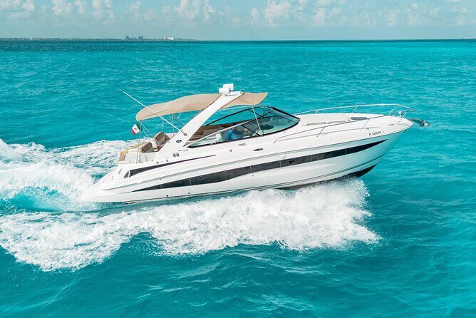 Cancun Private Luxury 37ft Yacht for 12 people - Who Will Love This Experience?