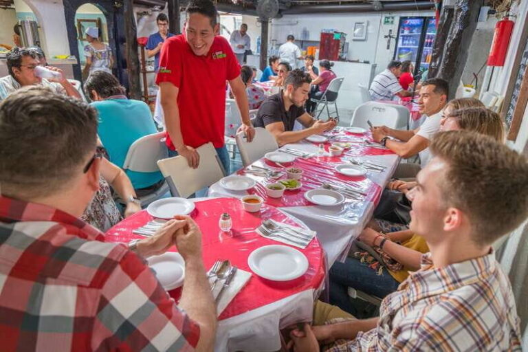 Cancún: Street Food, Local Market and Urban Art Tour - A Taste of the Local Market and Street Art