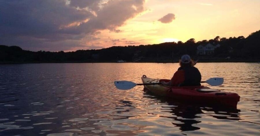 Cape Cod: Sunset Kayak Tour