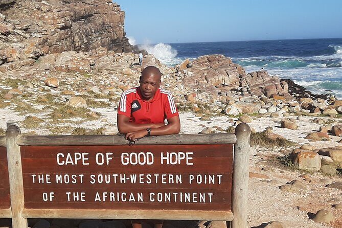 Cape of Good Hope, Penguins and Sightseeing tour - Transportation and Group Dynamics