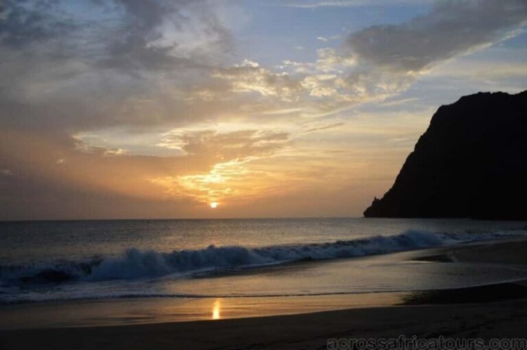 Cape Verde Safari 6 Days/5 Nights - City Life and Marine Encounters in Mindelo