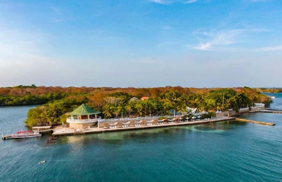 Cartagena: Private Island in Rosario Islands, Open Bar