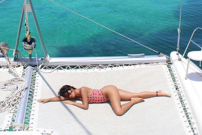 Catamaran adventure to Isla Mujeres with Snorkel,Buffet,Open Bar and Beach Club - FAQ