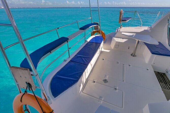 Catamaran Cancun to Isla mujeres Lunch OpenBar and Snorkeling - The Highlights from Real Travelers
