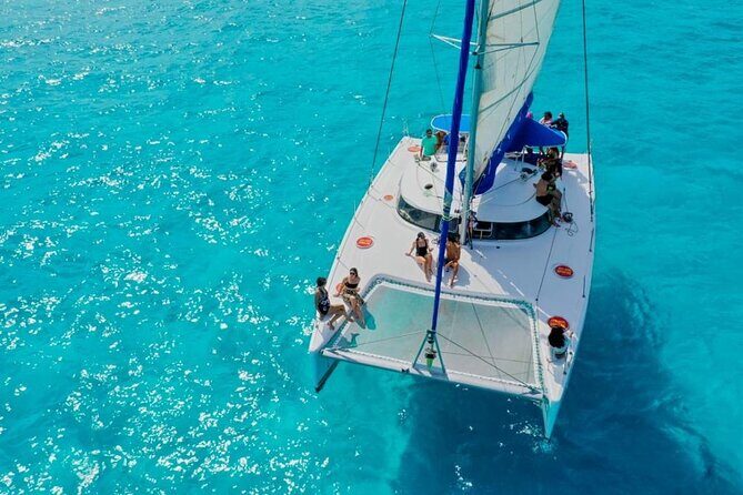 Catamaran Sunset Open Bar and Snacks - What’s Included and What to Expect