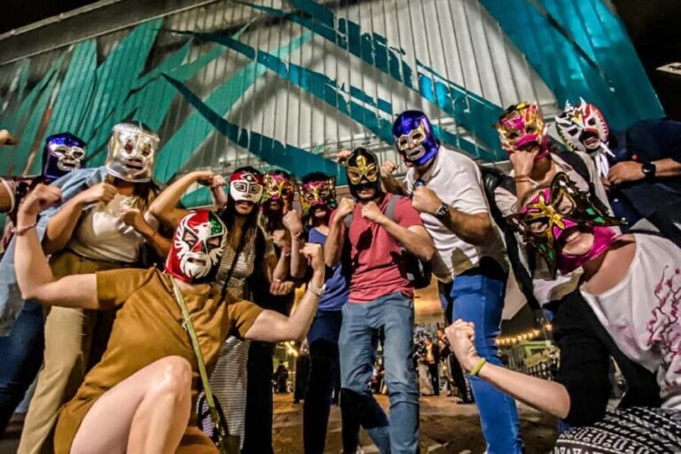 CDMX: Mexican nightlife with shots and wrestling - Detailed Breakdown of the Itinerary