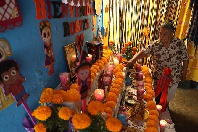 Celebrate DE Muertos with a Mexican Family Cemetery - Who Will Love This Tour?