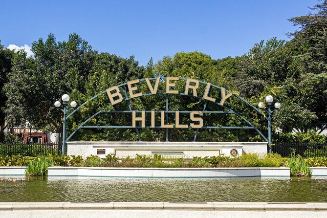 Celebrity and Lifestyle Hollywood Bus Tour - What the Experience Feels Like