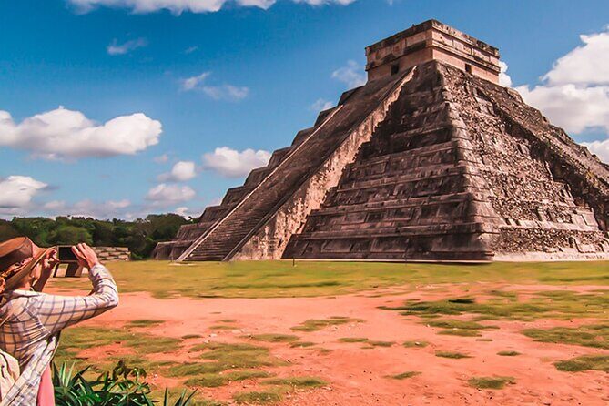 Cenote Hubiku & Ikkil Swim and Chichen Itza Tour from Tulum City - Practical Tips for the Day