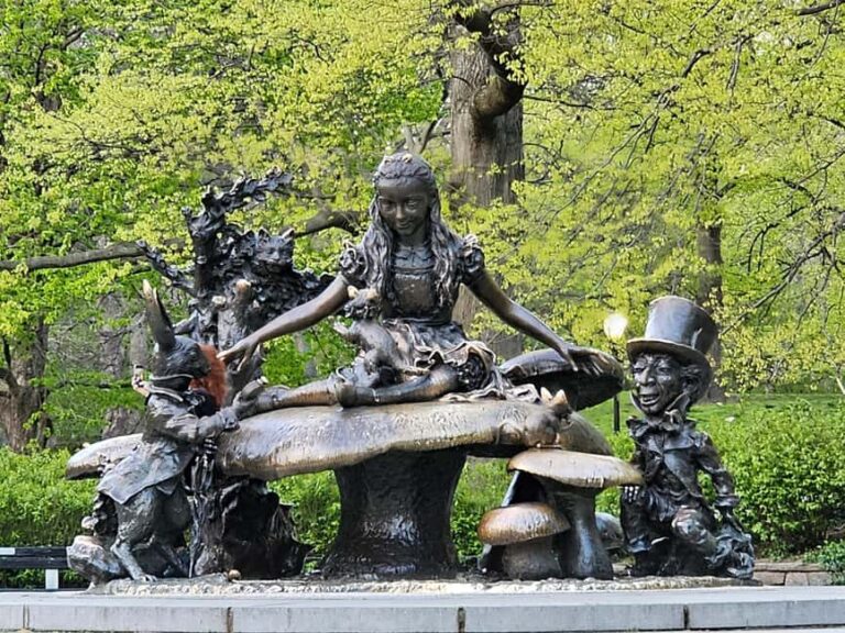 Central Park, NY: Nature, Architecture and Movie Scenes Tour - What You’ll See and Experience
