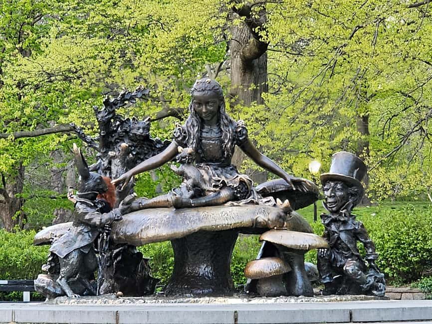 Central Park, NY: Nature, Architecture and Movie Scenes Tour - What You’ll See and Experience
