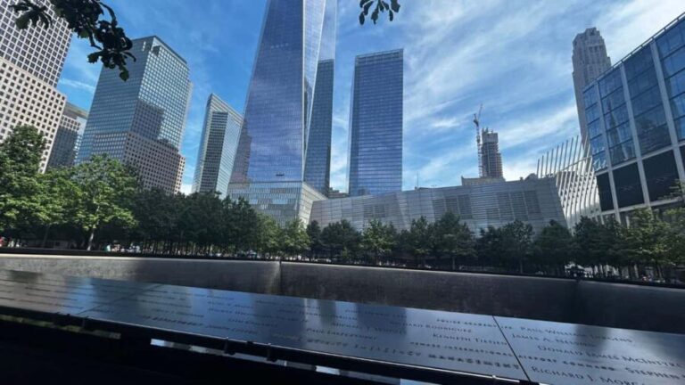Charging Bull, Wall Street, 911 Memorial + One World Tickets - The Historic and Architectural Highlights