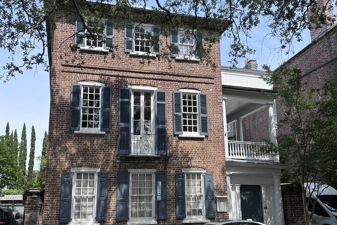 Charleston Signature History Walking Tour: Explore the Past - What Sets This Tour Apart?