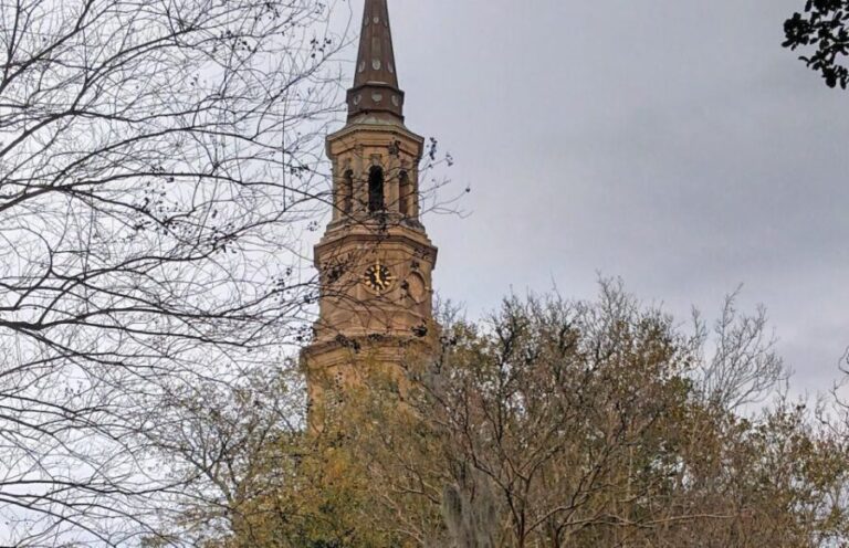 Charleston: Small-Group Ghost Walking Tour at Night - Who Should Consider This Tour?