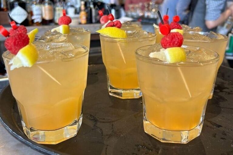 Chattanooga: Group Cocktail Making Class - What to Expect During the Class