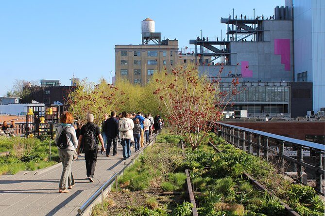 Chelsea Architecture and Art Tour with Award Winning NYC Guide - An In-Depth Look at the Chelsea Architecture and Art Tour