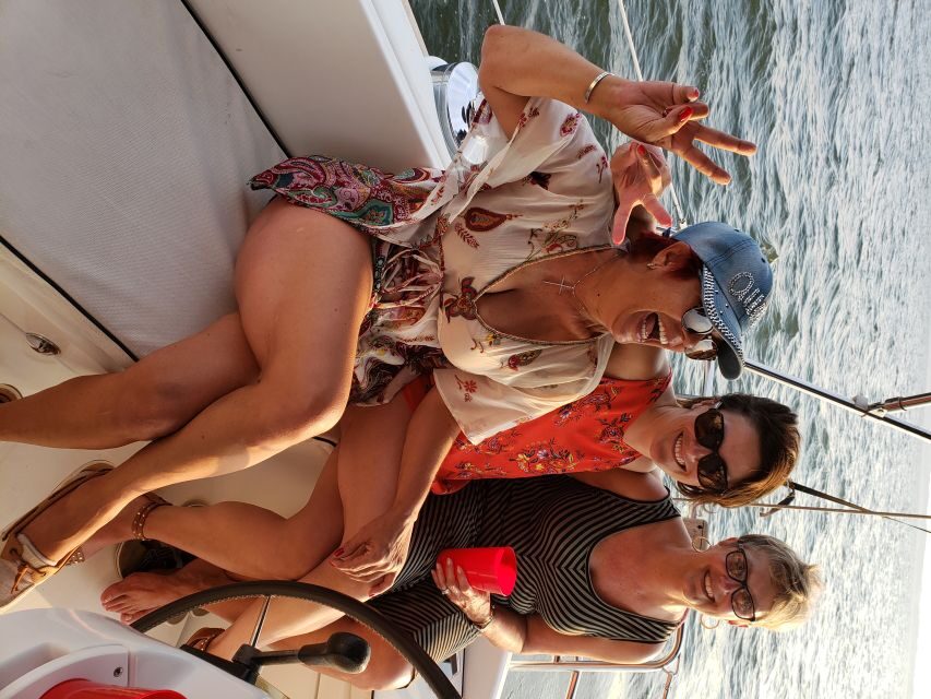 Chesapeake Beach: Private Sailing Cruise on a 42-Foot Yacht