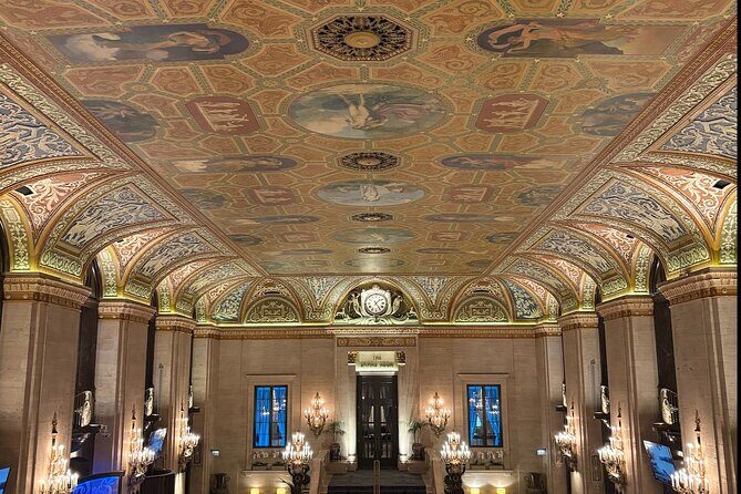 Chicago Architecture and True Crime History Tour - Key Points