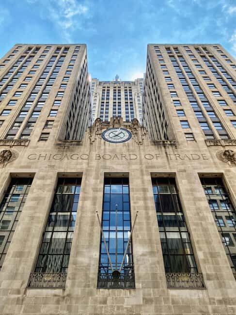 Chicago: Art Deco Madness Walking Tour - The Hidden Details and Photography Opportunities