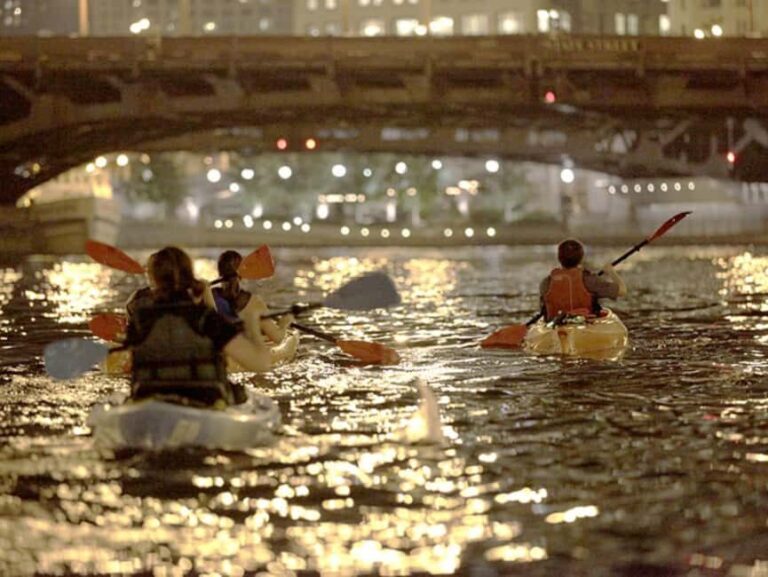 Chicago: Ghosts and Gangsters Night Kayak Tour - Valuing the Cost