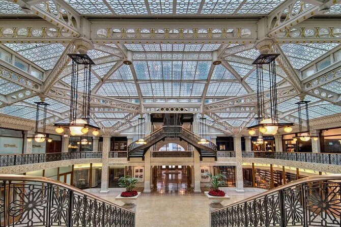 Chicago Private Architecture Walking Tour - Inside the Historic Landmarks