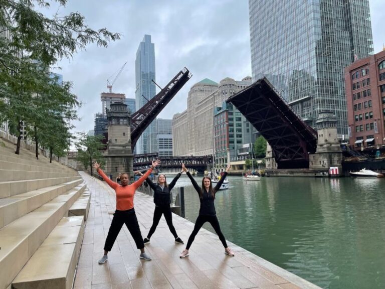 Chicago River Yoga Walk - Who Should Consider This Tour?