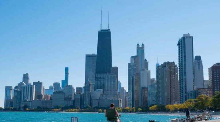 Chicago Scenic Driving Tour - Who Is This Tour Best For?