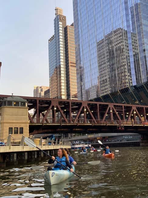 Chicago: Sunset Kayak Tour on the Chicago River - What You Can Expect from the Tour
