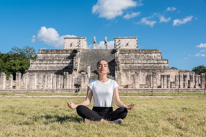 Chichén Itzá Premier Tour with Cenote Xunáan, Valladolid & Lunch - What the Reviews Reveal