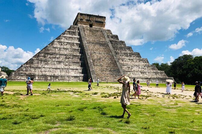 Chichén Itzá Premium Cenote y valladolid Day Tour - Detailed Breakdown of the Itinerary
