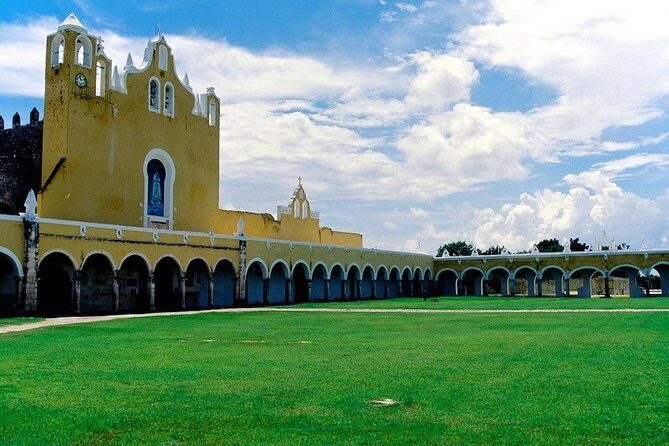 Chichen Itza Premium (We leave DE Merida Yucatan) - Transportation and Group Size