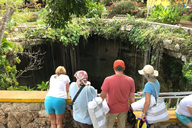 Chichen Itza Private tour from Costa Mujeres - Lunch at Ik Kil: Traditional Yucatecan Flavors