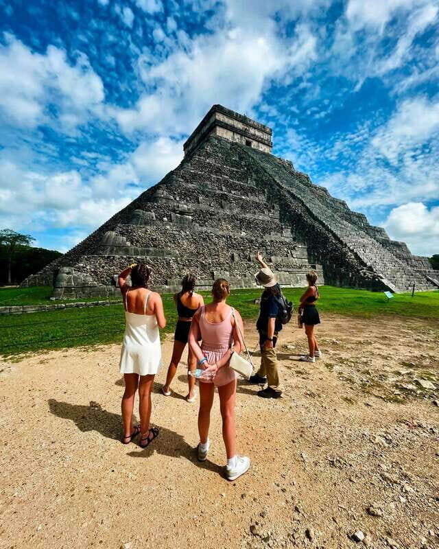 Chichen Itza: Valladolid and Stunning Cenote - Private Tour