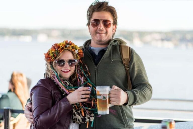Circle Line: Bear Mountain Foliage & Oktoberfest Cruise NYC - The Two-Hour Stop at Bear Mountain